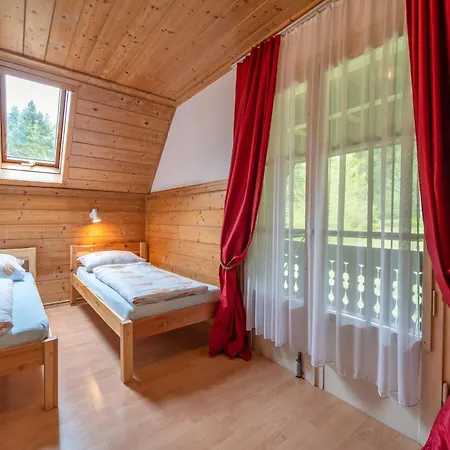 Mit Talblick In בית נופש *